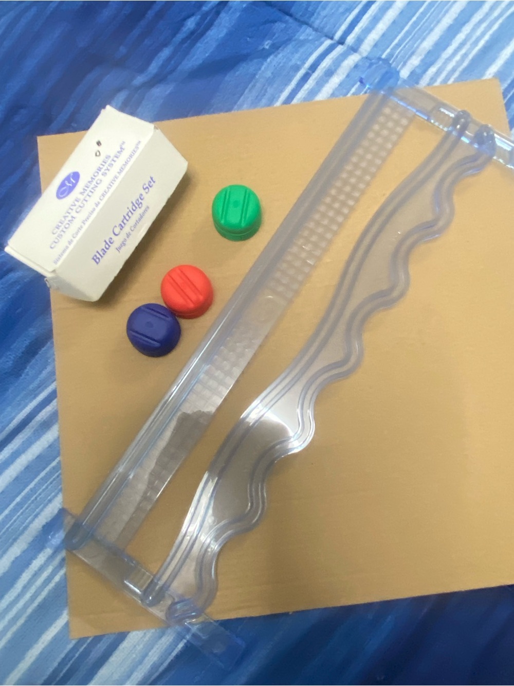 Creative Memories Wave Border Trimmer with three blades